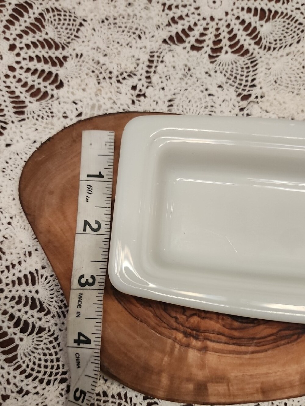 🔥HOT Deal Vinatge PYREX Milk Glass Butter Serving Dish - Picture 5 of 5